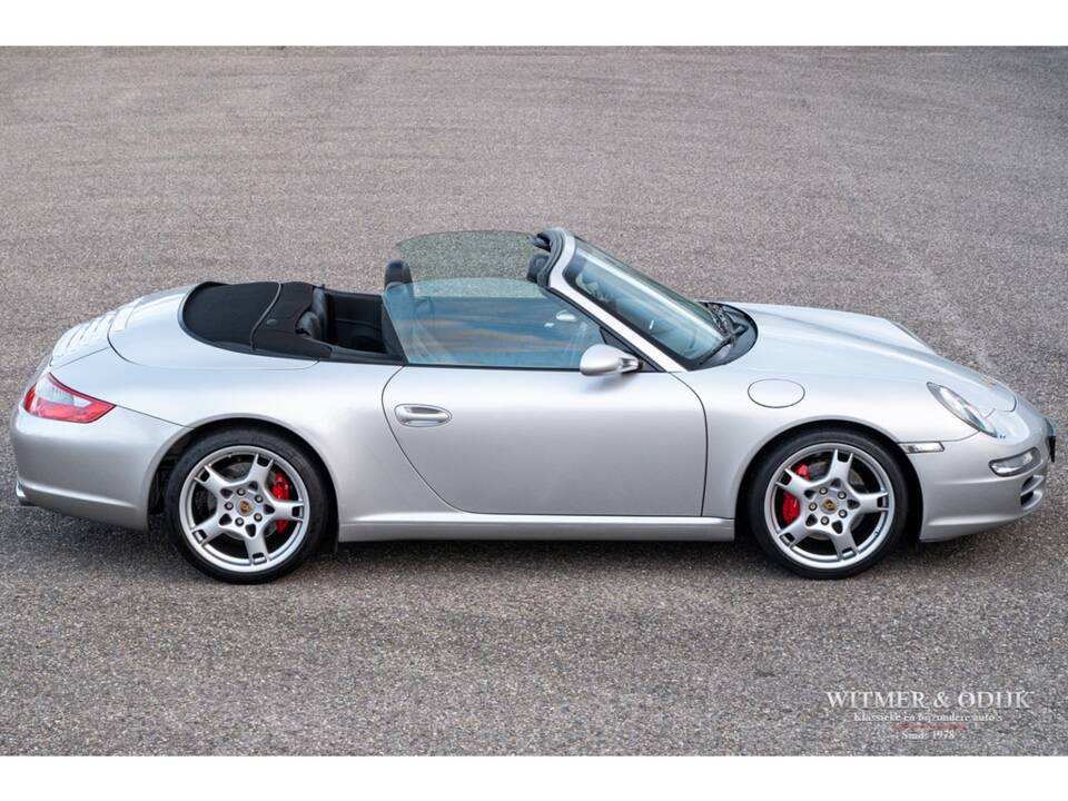 Bild 2/29 von Porsche 911 Carrera S (2005)