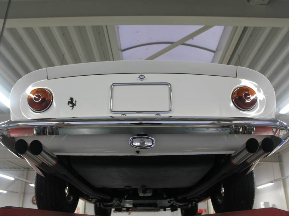 Bild 13/50 von Ferrari 250 GT/L Lusso (1964)