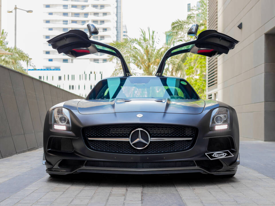 Immagine 26/32 di Mercedes-Benz SLS AMG Black Series (2014)