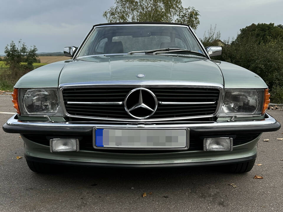Image 3/10 of Mercedes-Benz 500 SL (1987)