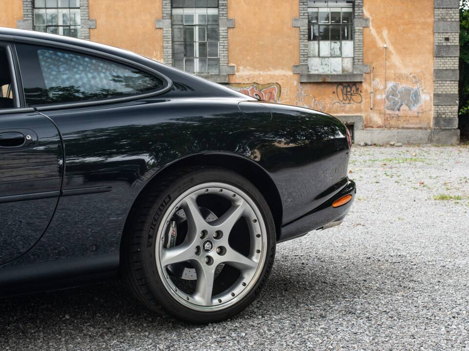 Imagen 24/42 de Jaguar XKR (2003)