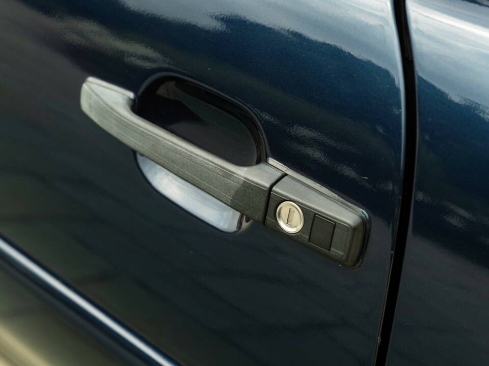 Image 22/50 de Mercedes-Benz SL 500 (1998)