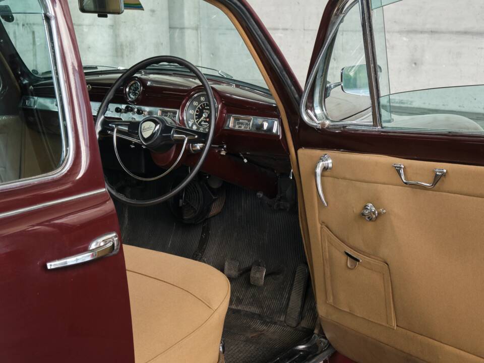 Image 36/50 of Lancia Aurelia B12 (1955)