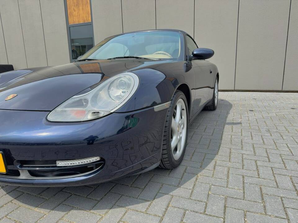 Bild 9/14 von Porsche 911 Carrera 4 (2001)