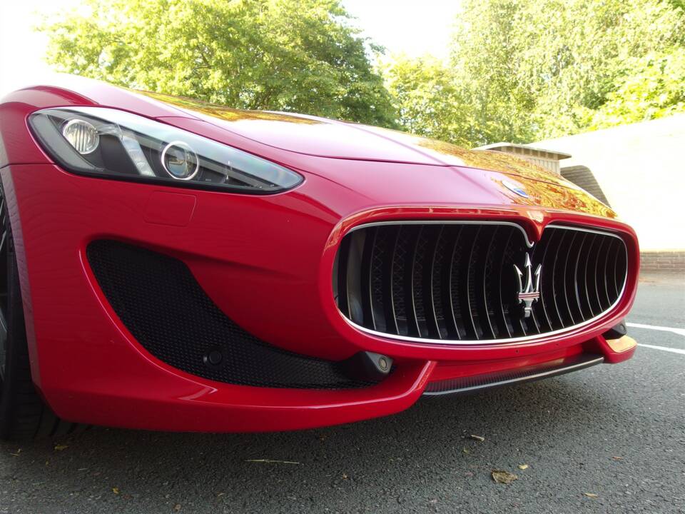 Image 14/99 of Maserati GranCabrio Sport (2015)