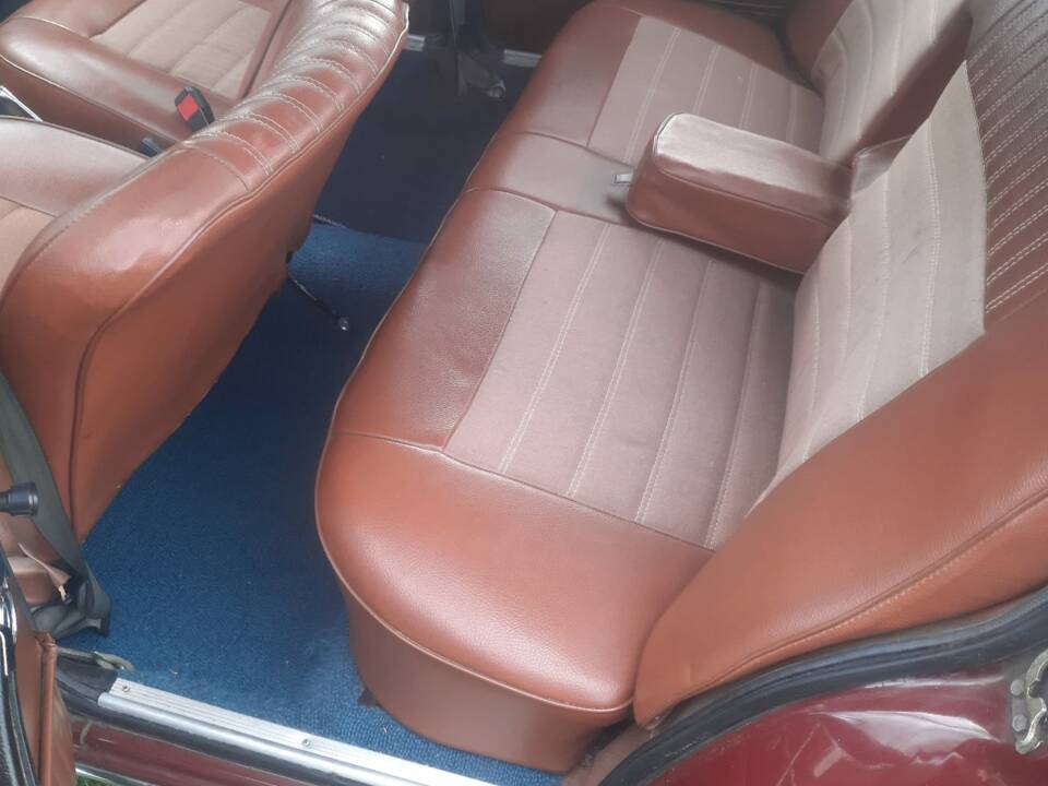 Image 6/17 of Lada 1500 (1974)