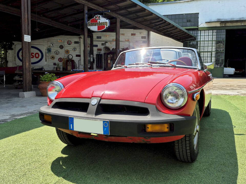 Image 5/40 of MG MGB (1979)
