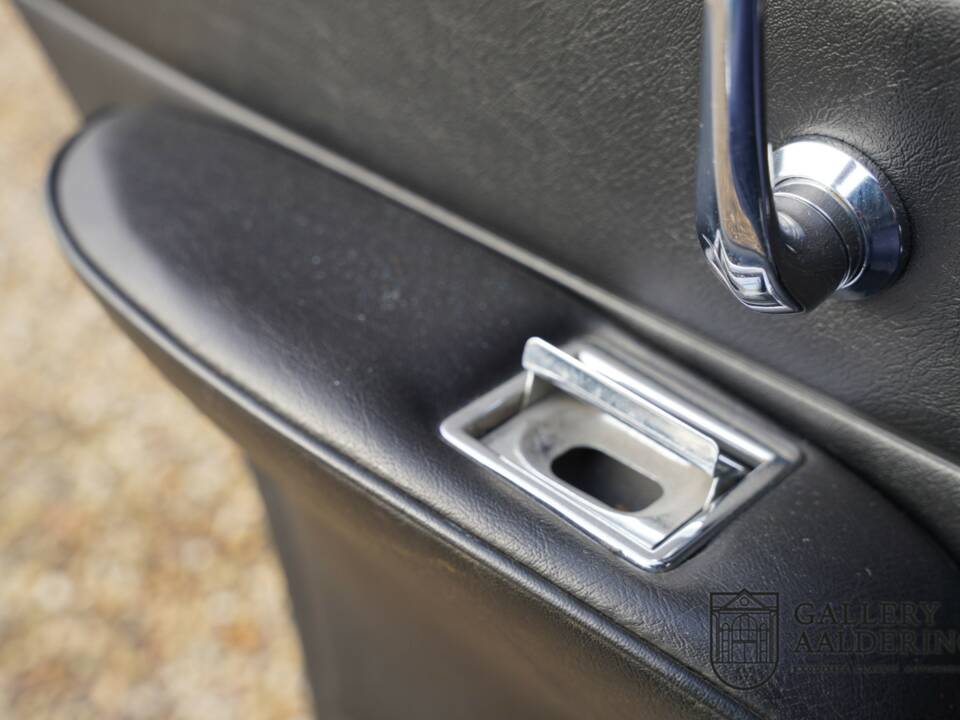 Bild 41/50 von Jaguar Mk II 3.8 (1962)