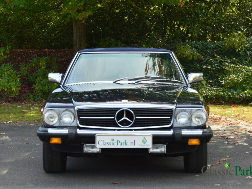 Image 25/50 de Mercedes-Benz 380 SL (1982)