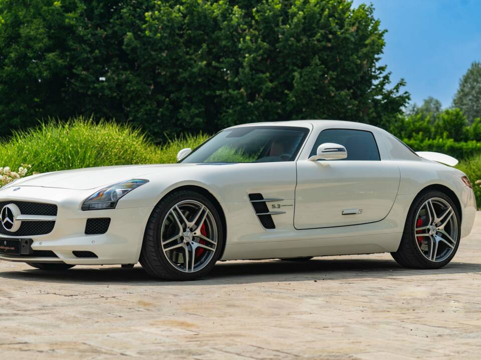 Image 50/50 of Mercedes-Benz SLS AMG (2010)