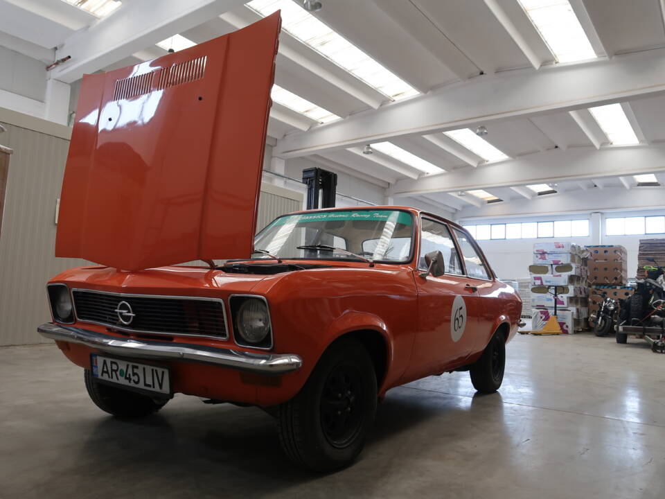 Bild 6/67 von Opel Ascona Caravan 1,9 S (1975)