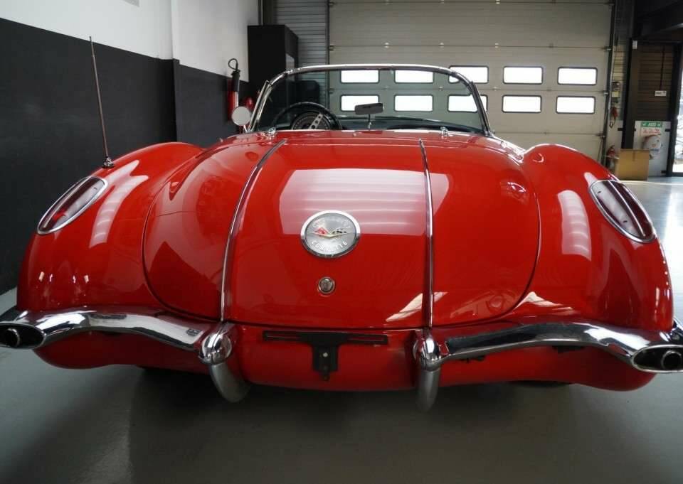Image 38/50 of Chevrolet Corvette (1958)