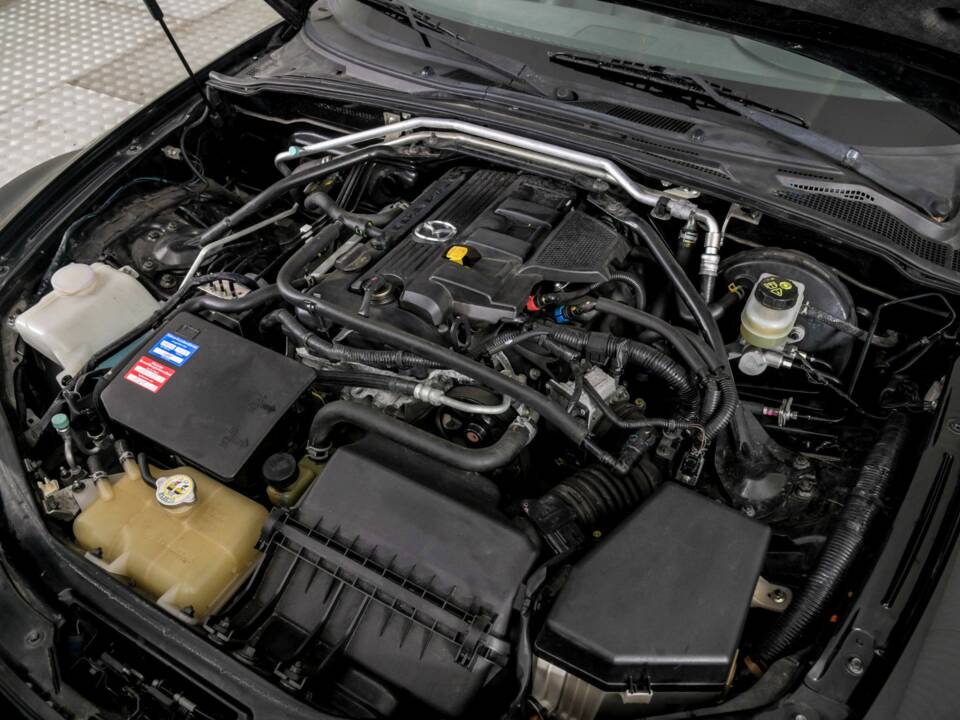 Image 40/50 of Mazda MX-5 2.0 (2009)