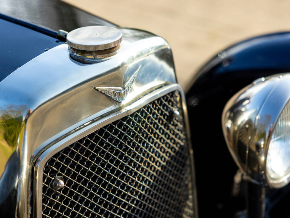 Immagine 6/50 di Aston Martin International (1930)