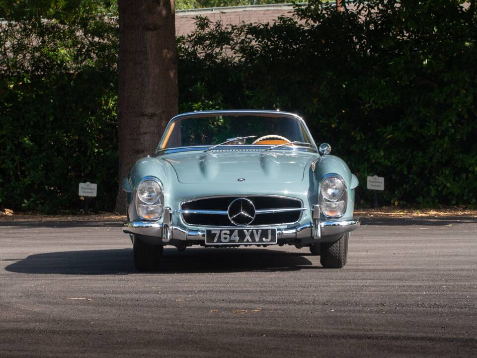 Image 18/50 of Mercedes-Benz 300 SL Roadster (1957)