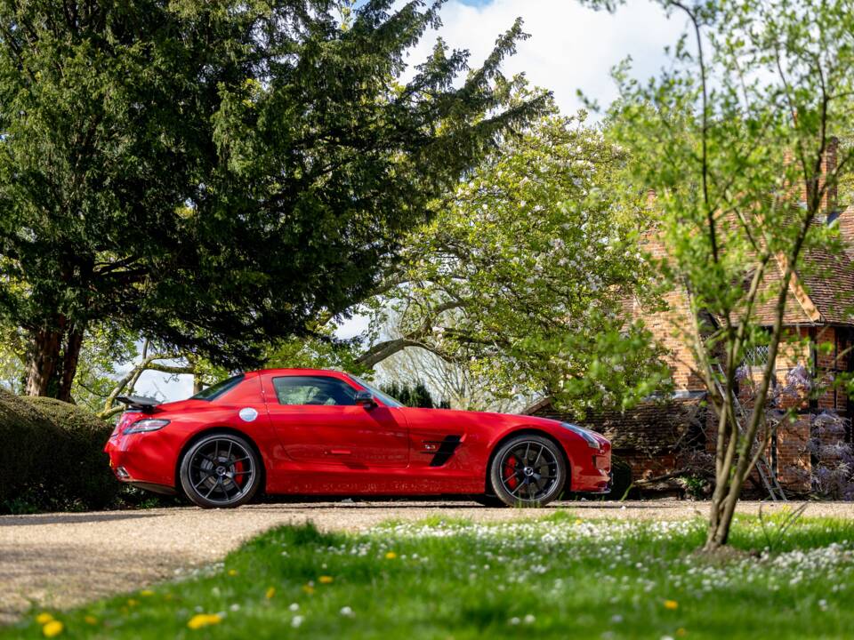 Image 32/50 of Mercedes-Benz SLS AMG GT &quot;Final Edition&quot; (2014)