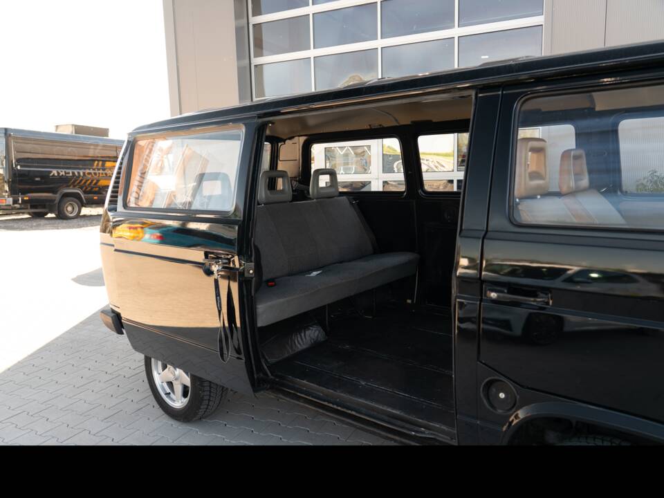 Bild 8/16 von Volkswagen T3 Kombi 1.6 D (1985)