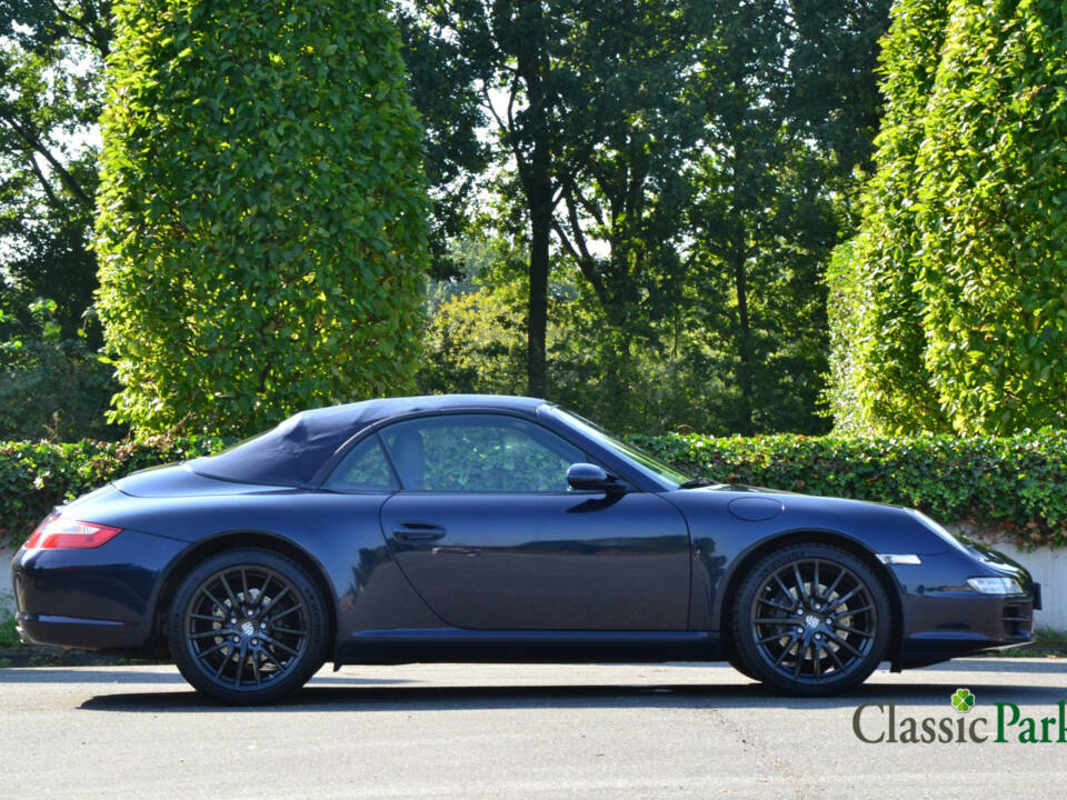 Imagen 20/50 de Porsche 911 Carrera (2006)