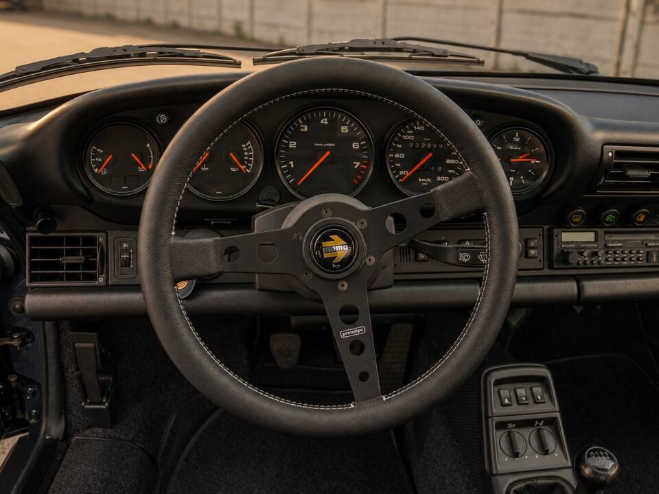 Bild 6/10 von Porsche 911 Carrera 4 (1989)