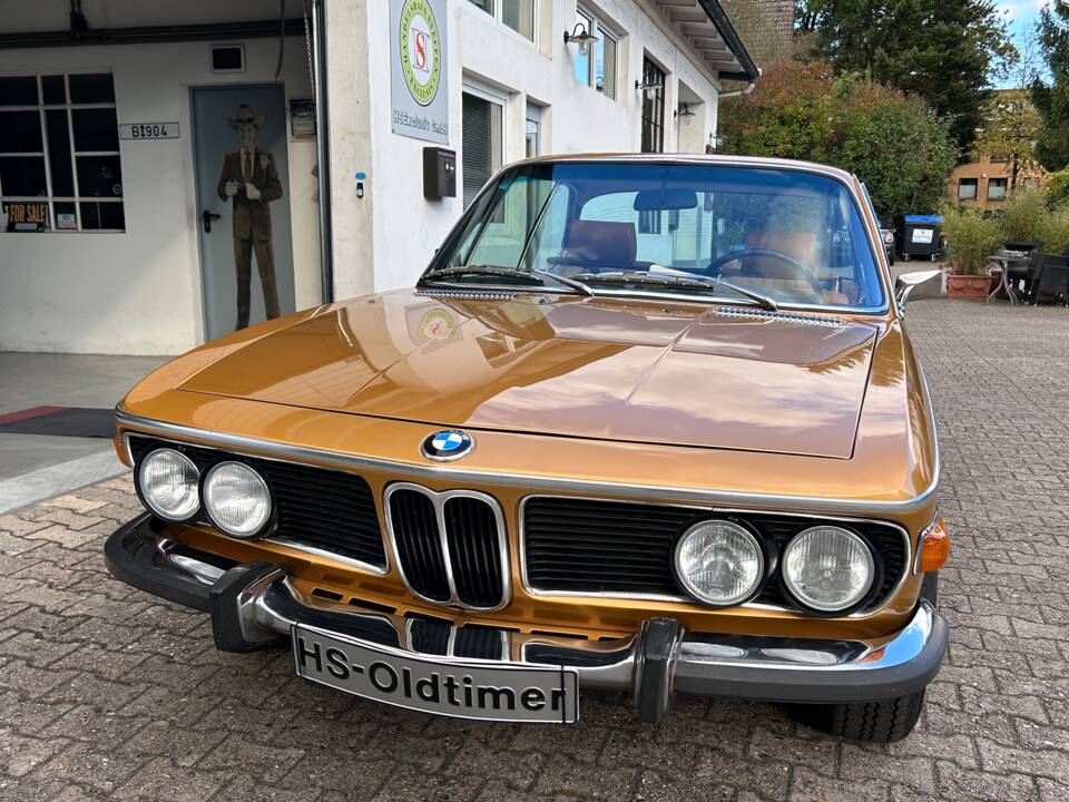 Image 28/33 de BMW 3.0 CS (1973)