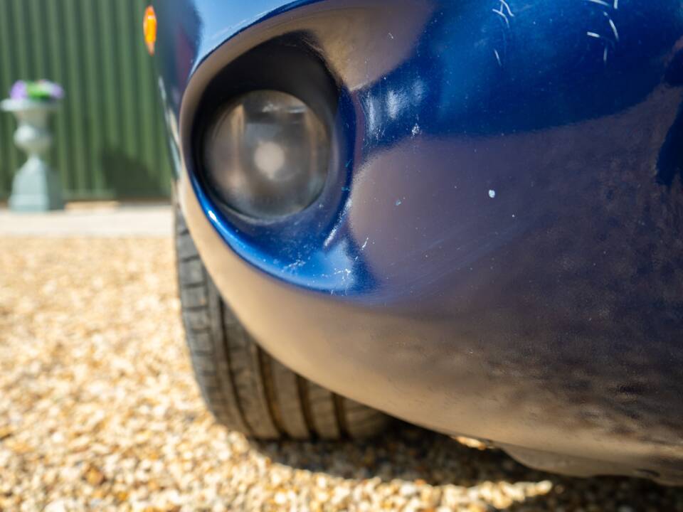 Image 14/50 of Jaguar XKR (2000)