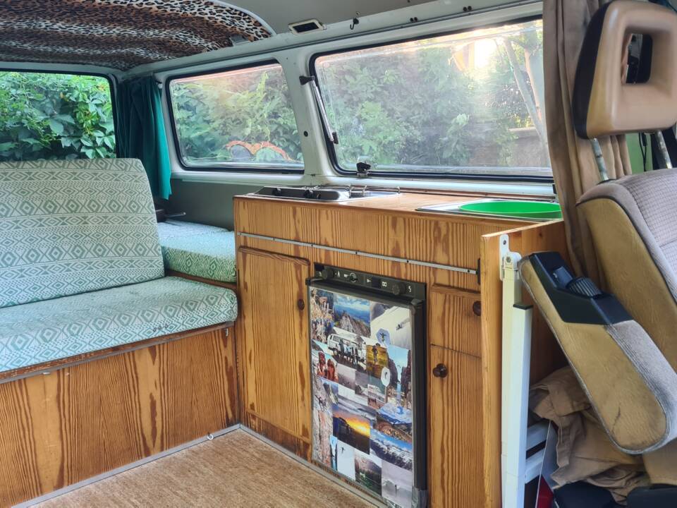 Bild 7/17 von Volkswagen T3 Bus 2.1 (G-Kat) (1989)