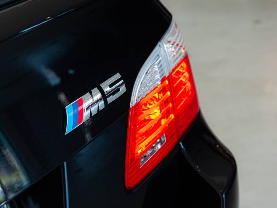 Bild 29/32 von BMW M5 Touring (2007)