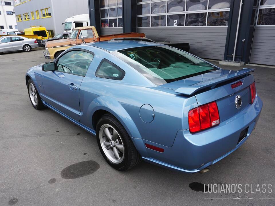 Bild 6/63 von Ford Mustang GT (2005)