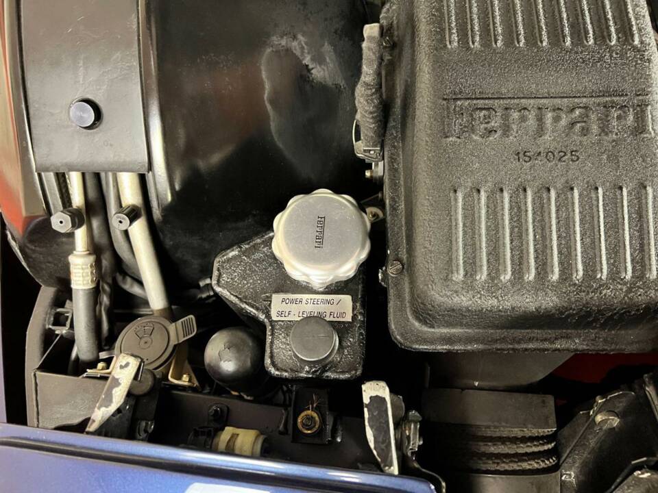 Bild 38/49 von Ferrari 456 GT (1994)