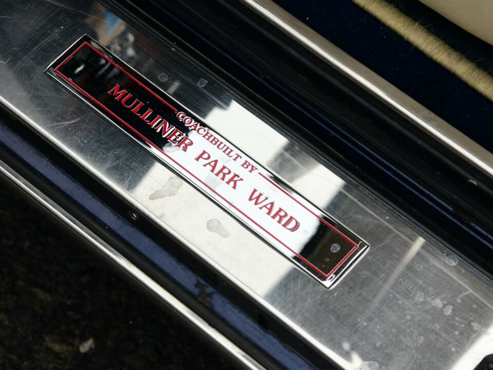 Image 42/50 of Rolls-Royce Corniche S (1995)