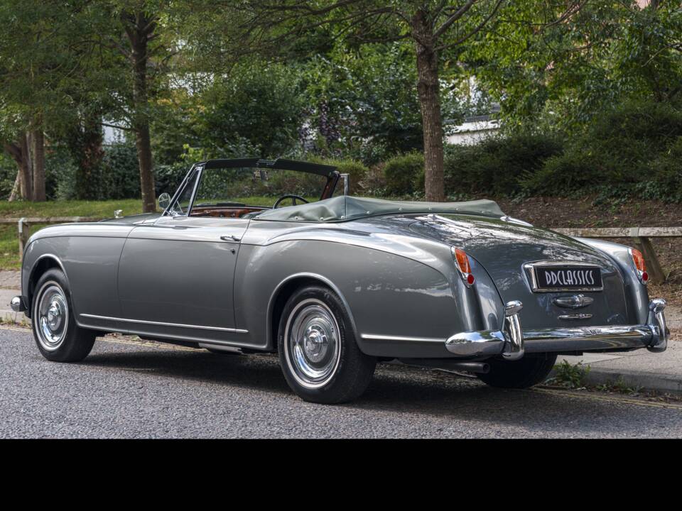Bild 5/29 von Bentley S1 DHC Park Ward (1958)