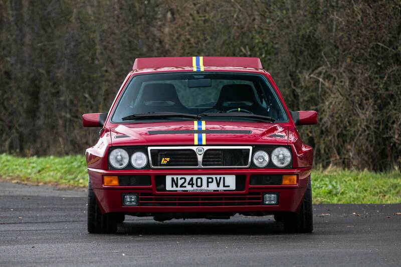 Image 6/50 of Lancia Delta HF Integrale Evoluzione II (1995)