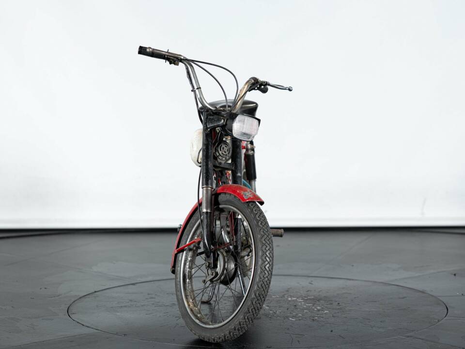 Image 6/16 of Moto Guzzi DUMMY (1969)