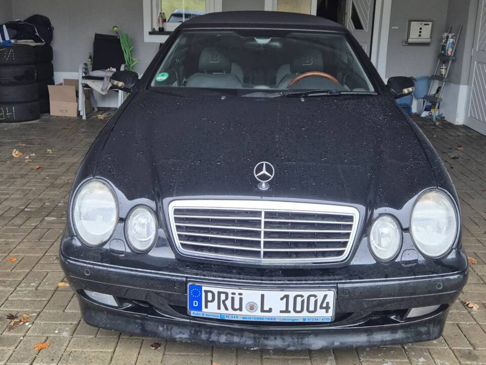 Immagine 6/8 di Mercedes-Benz CLK 320 (1998)