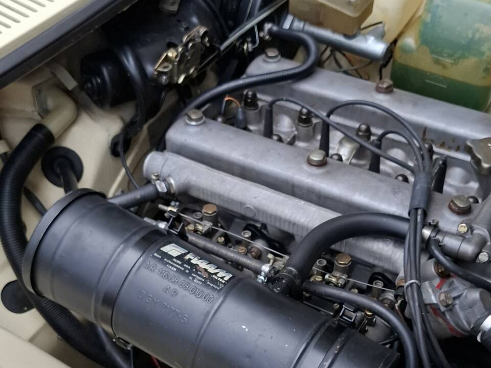 Image 13/13 of Alfa Romeo GTV 2.0 (1981)