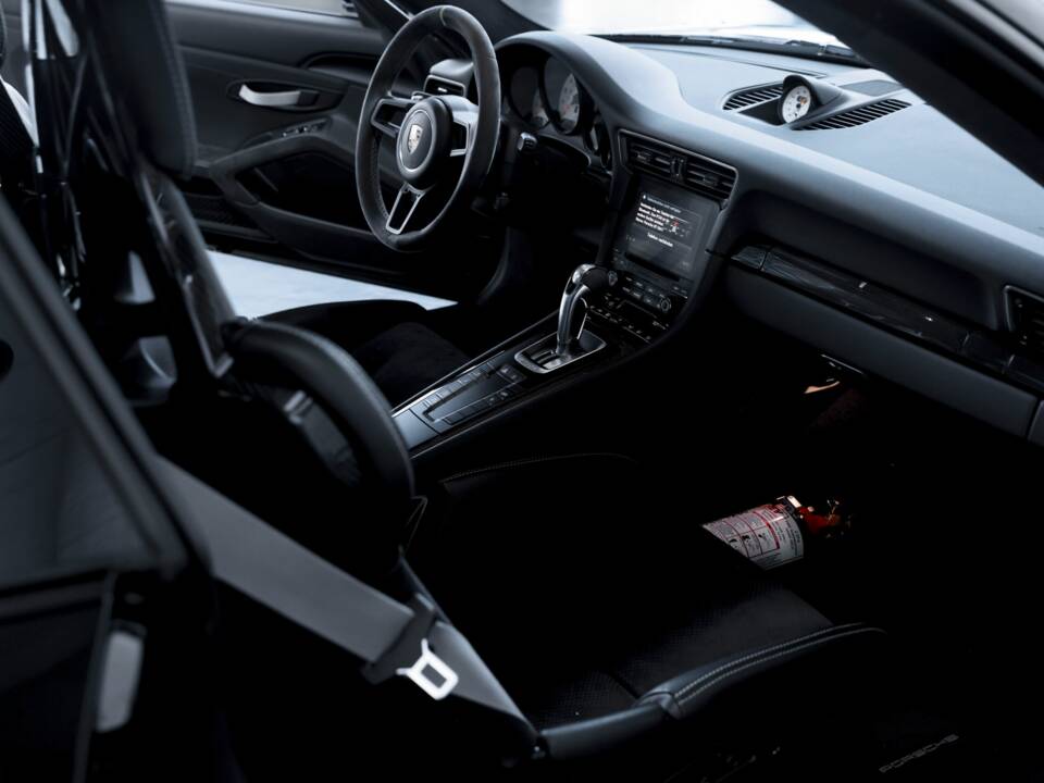 Afbeelding 46/50 van Porsche 911 GT3 RS (2019)