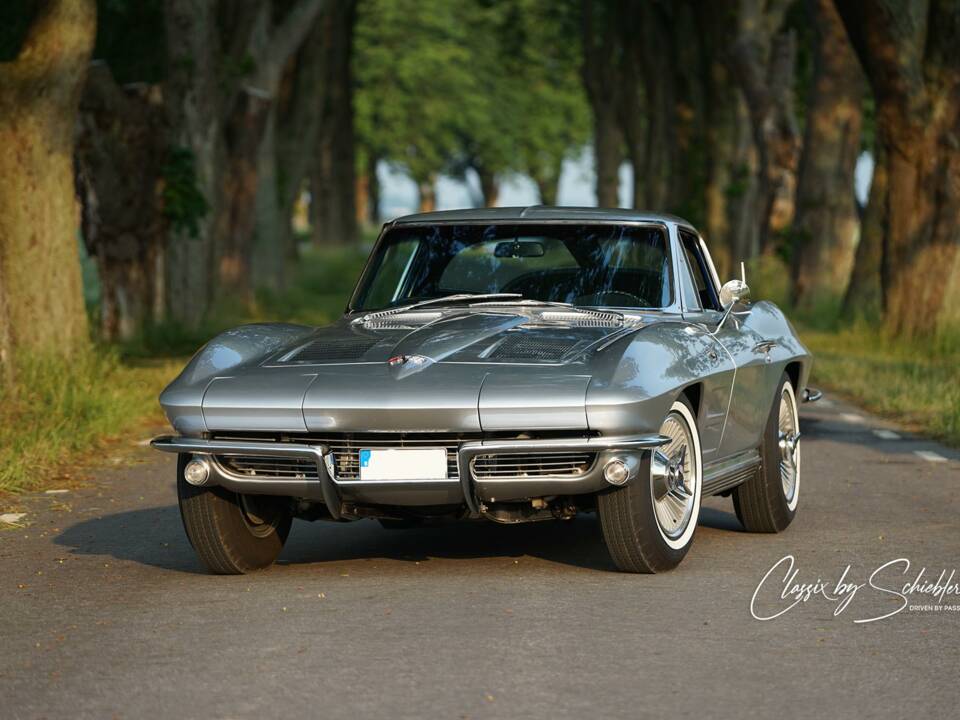 Afbeelding 10/26 van Chevrolet Corvette Sting Ray (1963)