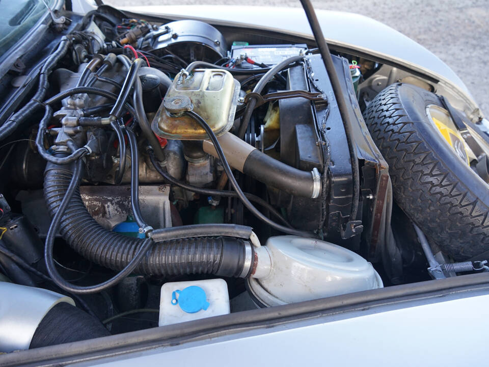 Image 17/24 of Citroën DS 23 IE (1975)