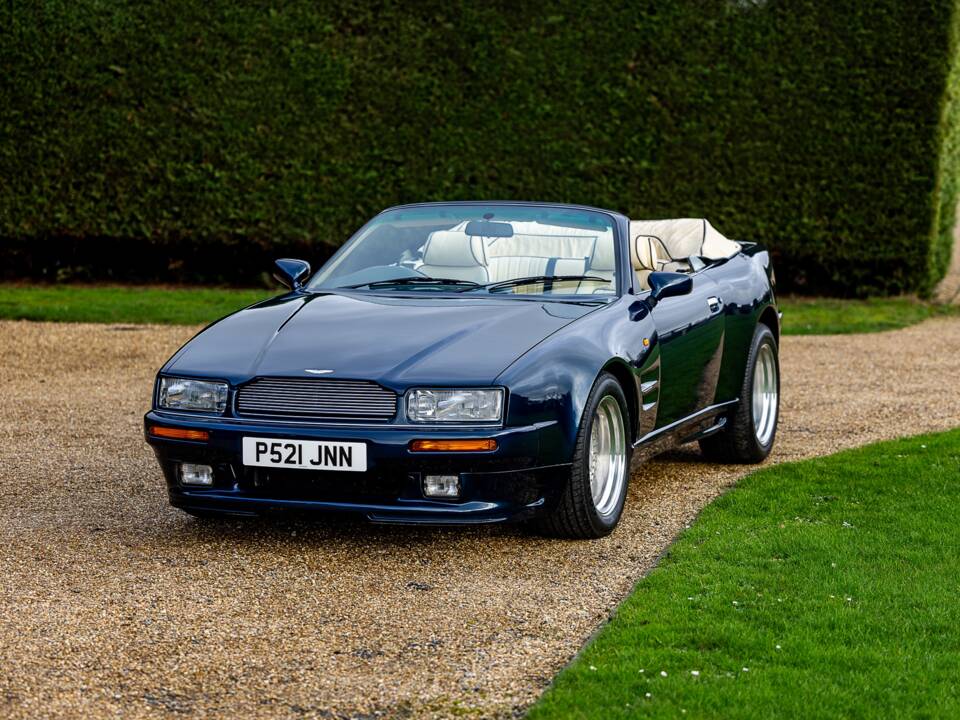 Image 26/50 of Aston Martin Virage Volante (1997)