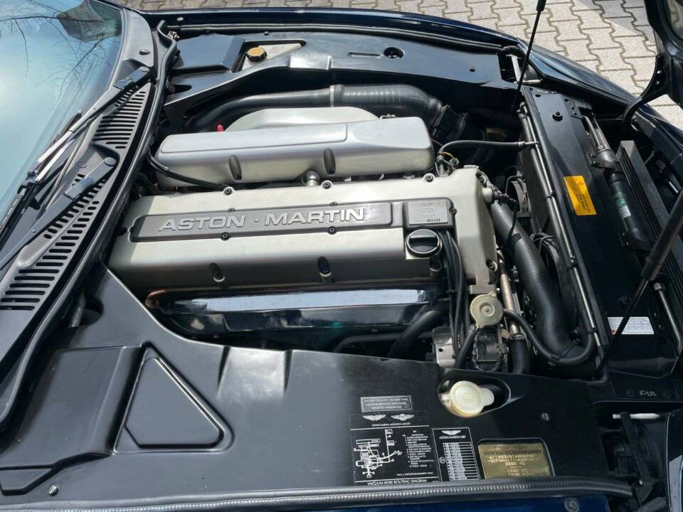 Immagine 18/20 di Aston Martin DB 7 Volante (1998)