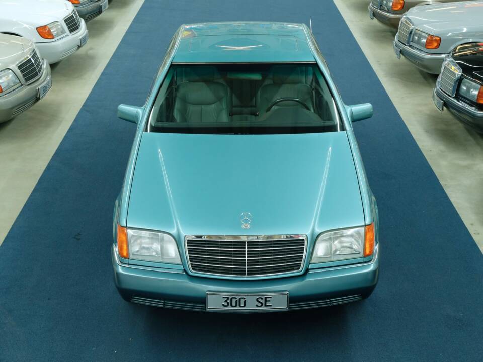 Bild 3/50 von Mercedes-Benz 300 SE (1991)
