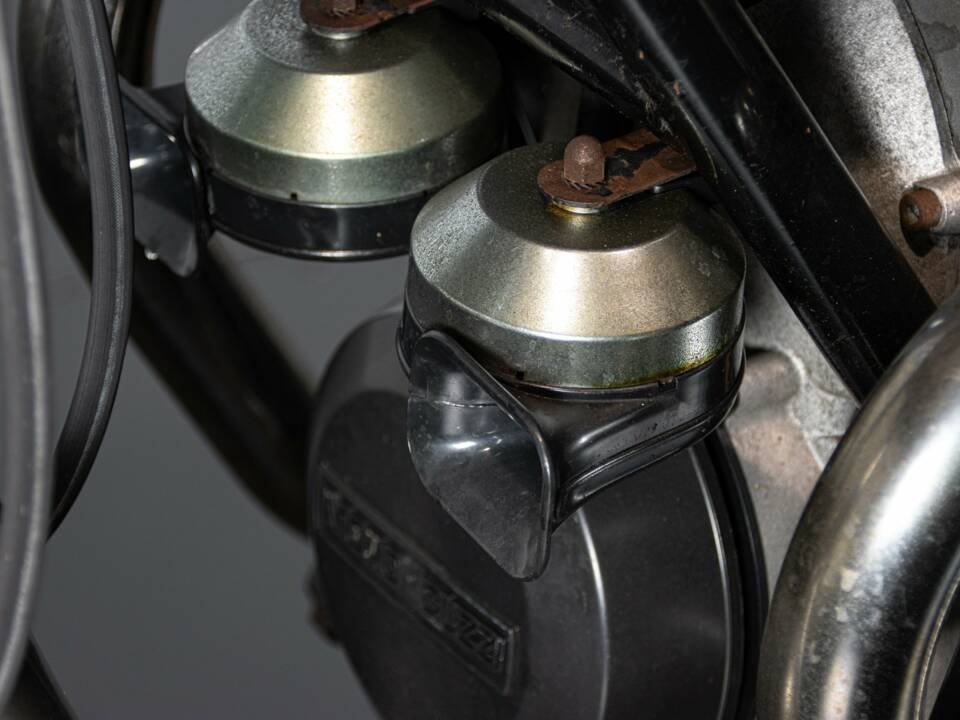 Imagen 35/50 de Moto Guzzi DUMMY (1984)