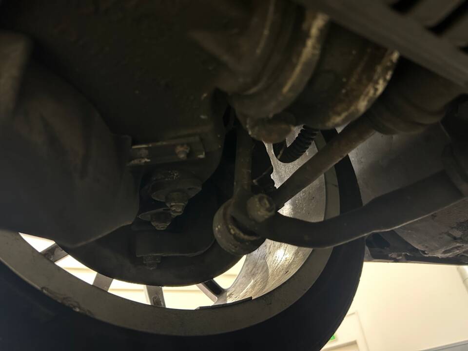 Image 49/63 of Porsche 928 GT (1989)