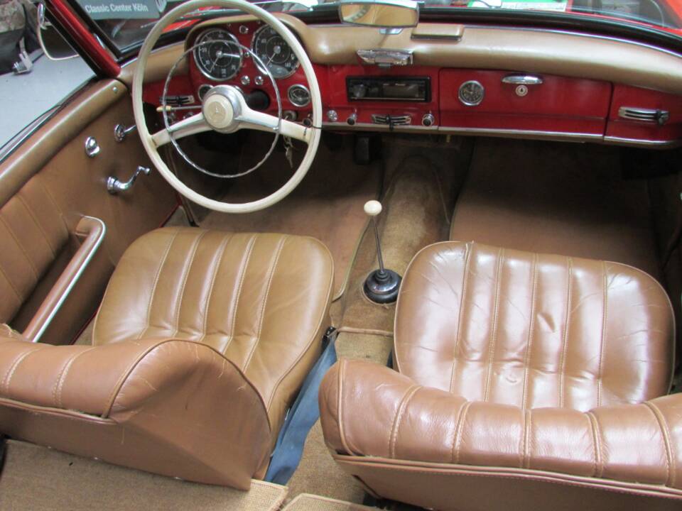 Image 17/20 de Mercedes-Benz 190 SL (1963)