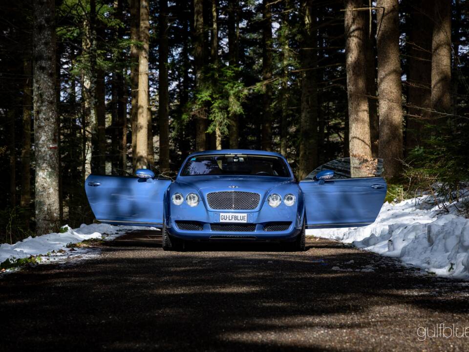 Image 18/75 of Bentley Continental GT (2004)
