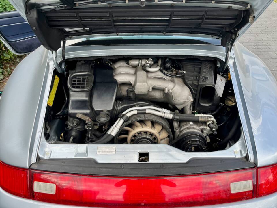 Imagen 5/96 de Porsche 911 Carrera (1996)