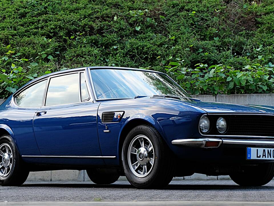 Immagine 4/45 di FIAT Dino 2400 Coupe (1971)