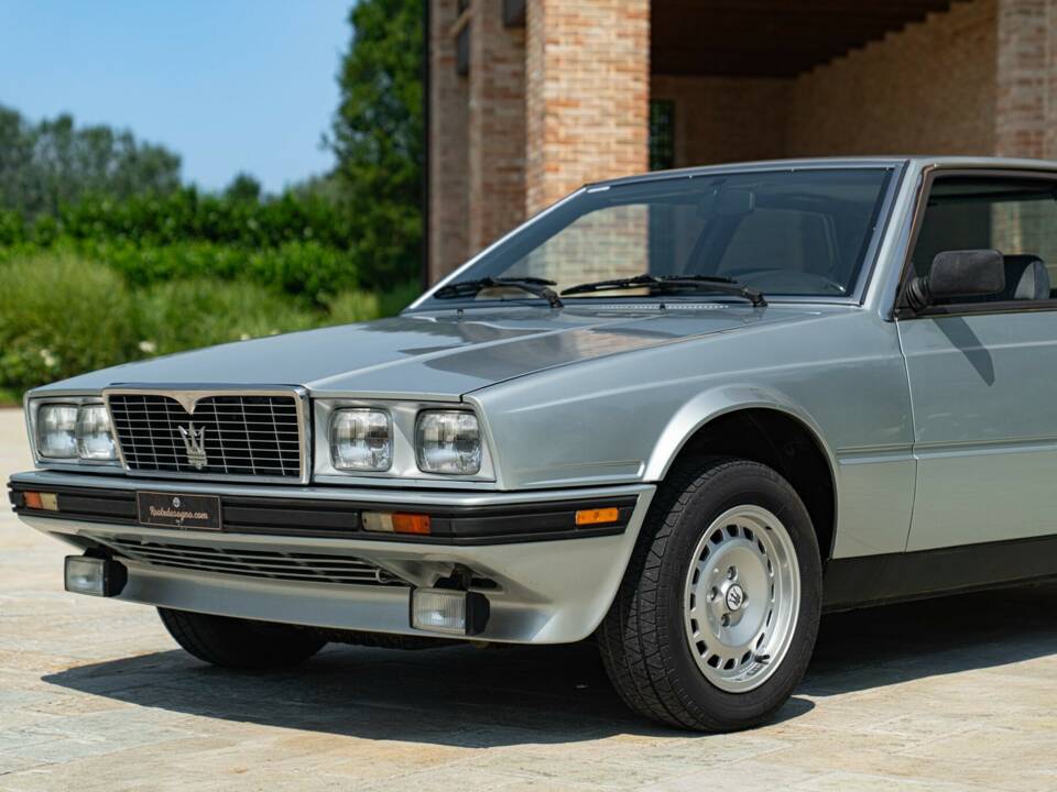 Bild 13/50 von Maserati Biturbo i (1988)