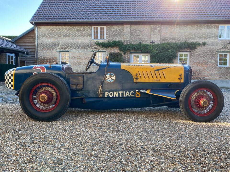 Imagen 3/18 de Pontiac Economy Eight Special (1933)