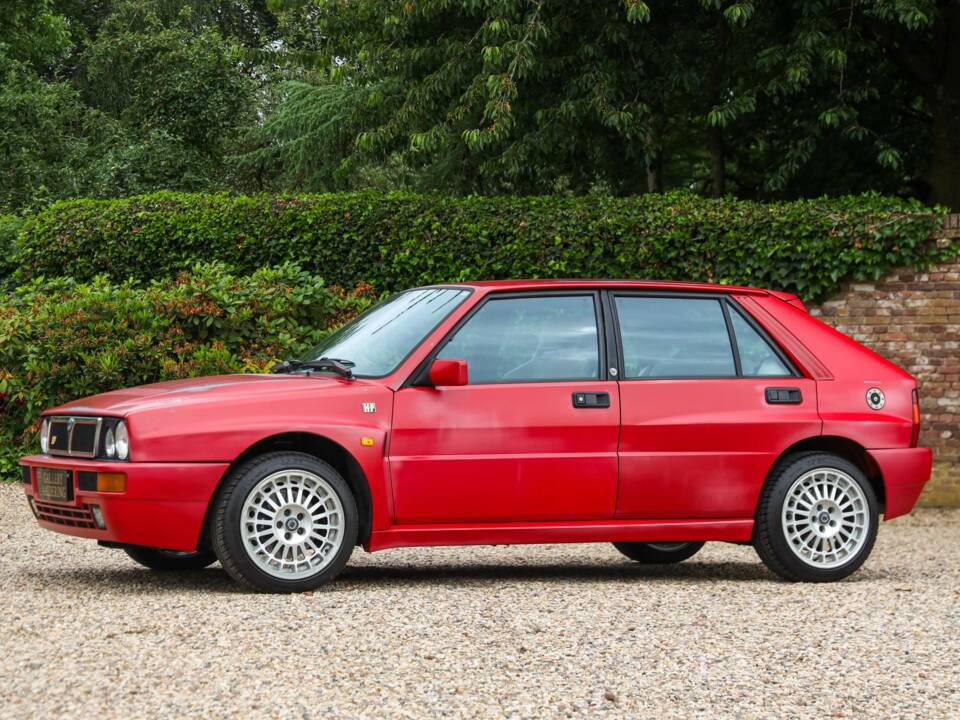 Bild 13/50 von Lancia Delta HF Integrale Evoluzione II (1994)